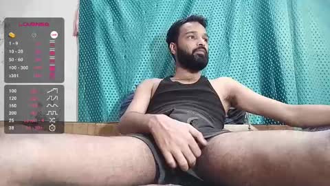 desi_boy799417 online show from March 3, 3:41 am