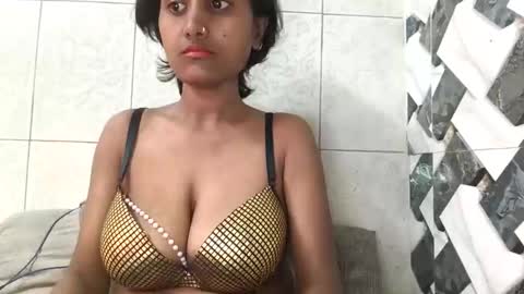 desiprincessaga online show from December 4, 4:12 am