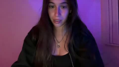 desireebabyxoxo online show from June 3, 3:53 am