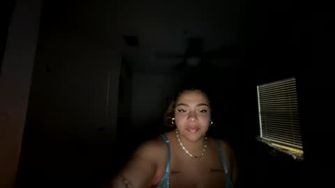 desiresxmoe online show from June 5, 5:25 am
