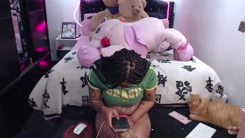 devi_black_13_ online show from March 27, 3:01 am