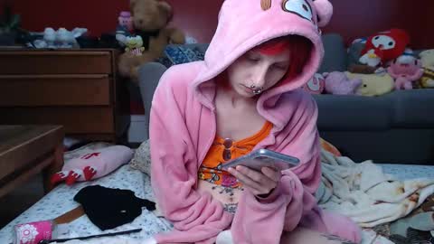 poutyangel online show from December 1, 10:30 pm