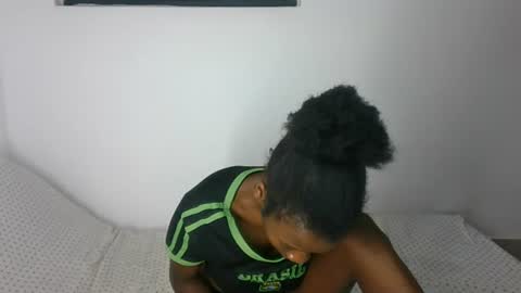 devilish_3710 online show from June 18, 9:42 pm