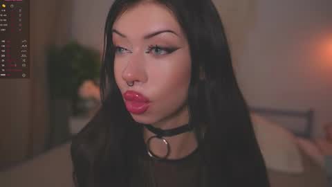 Snapshot of devilss_toy chatting on September 10, 3:46 pm CIBELLE online show from September 10, 3:46 pm