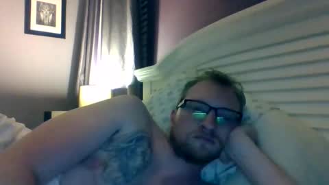 Snapshot of devin32059 chatting on October 7, 7:04 am Daddy online show from October 7, 7:04 am