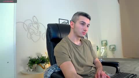 devin_ho online show from January 23, 8:24 pm