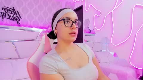 DevoraCook online show from November 13, 1:58 pm