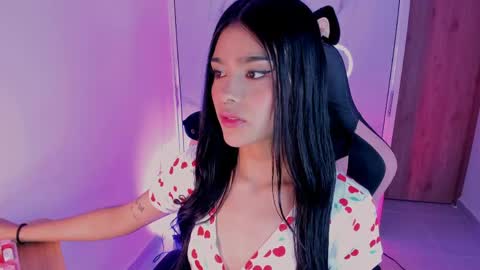 Sara 3 online show from May 18, 1:37 am