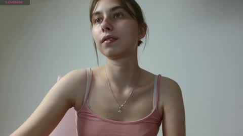 dewkiss online show from November 18, 9:40 pm