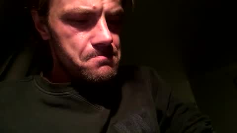 deyanxl37 online show from April 24, 3:41 am