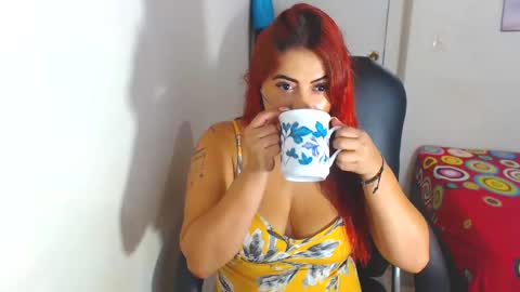 Snapshot of dhanahots chatting on February 21, 11:44 am Paola online show from February 21, 11:44 am