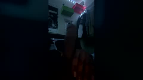 dherr568 online show from March 11, 8:01 pm