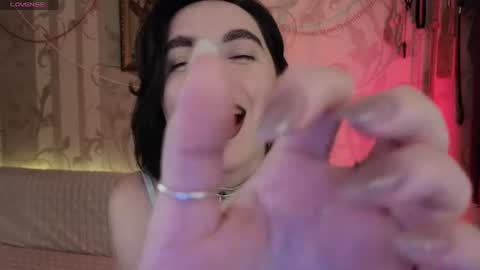 Diana Di Honey online show from July 22, 1:57 pm