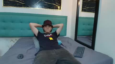   online show from October 20, 8:03 pm