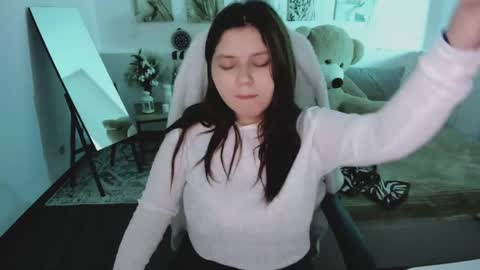 Dia online show from April 18, 10:43 pm