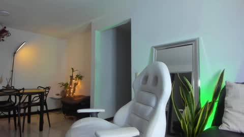 Diego online show from February 26, 1:36 am