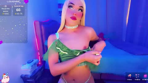 Snapshot of diamond_hott1 chatting on September 30, 2:00 am AmayaGirl online show from September 30, 2:00 am