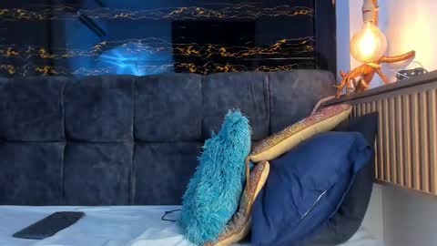 diamond_twink online show from October 15, 4:05 am