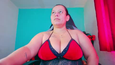 Diana Lozano online show from December 1, 1:31 pm