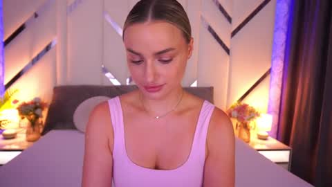 diana_nova online show from July 20, 1:24 pm