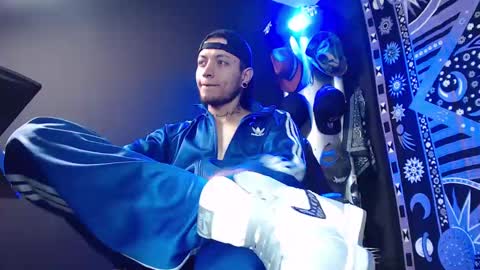 DICAPRIO online show from February 22, 9:15 pm