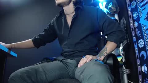 DICAPRIO online show from February 25, 7:16 pm