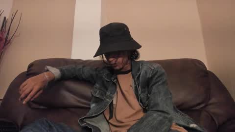 dickie_dicking online show from October 20, 9:20 pm