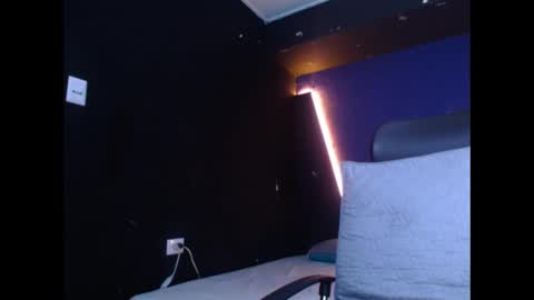 Snapshot of diego__cruz chatting on February 28, 2:42 pm Diego online show from February 28, 2:42 pm