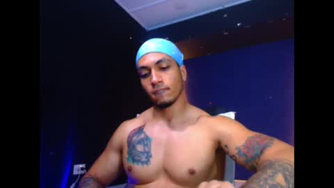 Snapshot of diego__cruz chatting on February 22, 2:52 pm Diego online show from February 22, 2:52 pm