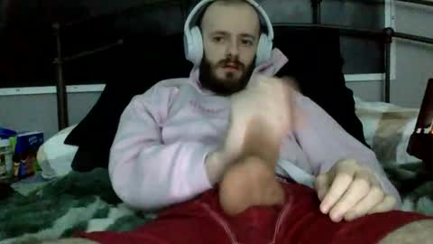 Snapshot of digbicknik chatting on March 4, 2:49 am digbicknik online show from March 4, 2:49 am