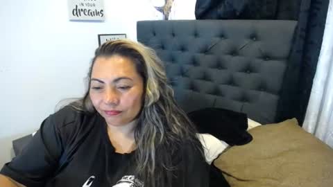 Mariana online show from July 4, 8:51 am