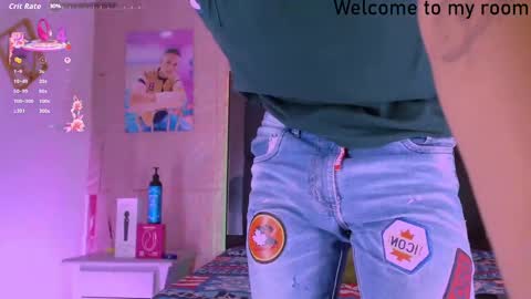 Snapshot of dilam_alfonzo chatting on October 16, 8:18 pm Dilan online show from October 16, 8:18 pm