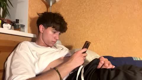 Snapshot of dimamozaev400 chatting on September 25, 9:11 pm Dima online show from September 25, 9:11 pm