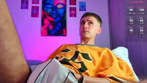 Julian Independent Model online show from March 27, 1:55 am