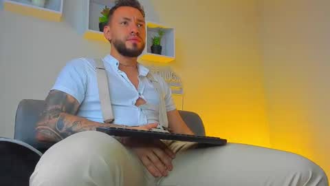 Angel Dimitri online show from September 27, 9:45 pm