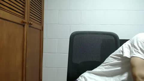 Dimitri online show from February 12, 5:22 am