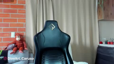 dimitricaruso online show from August 4, 9:44 pm