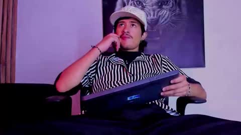 Dimitri online show from September 8, 7:02 pm