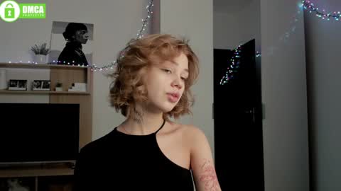 Dina online show from December 23, 8:22 am