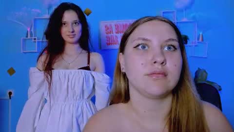 dina_bloom online show from July 14, 2:05 am