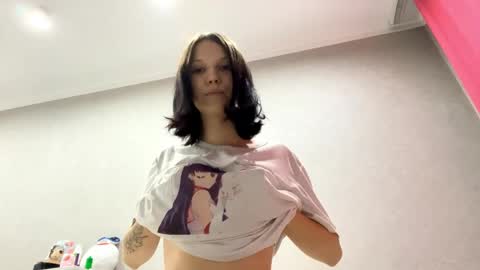 Amelia online show from March 31, 1:00 pm