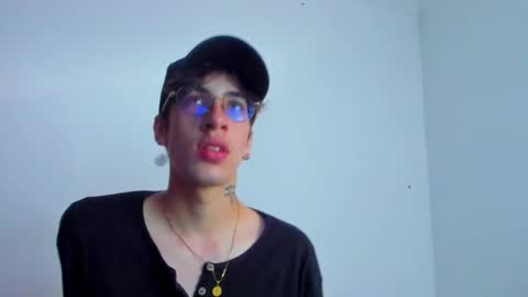 dio_star online show from November 19, 1:21 pm