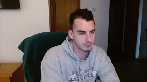 Dirk Diggler online show from March 6, 11:31 pm