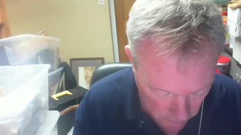 DirtkPitt Fun guy working online show from December 7, 7:16 pm