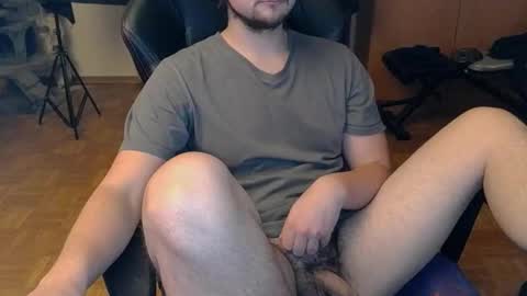 Snapshot of dirty_fun_boy chatting on October 25, 8:53 pm dirty_fun_boy online show from October 25, 8:53 pm