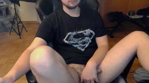 Snapshot of dirty_fun_boy chatting on October 22, 10:18 am dirty_fun_boy online show from October 22, 10:18 am