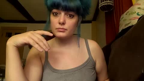 Snapshot of dirtyxhippie21 chatting on October 5, 3:04 am Crystal online show from October 5, 3:04 am