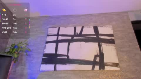 divaluna_ online show from April 7, 4:47 am