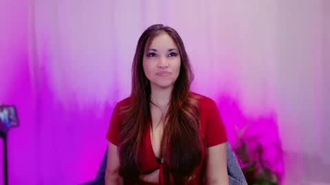 DivineLynn online show from January 29, 5:02 pm