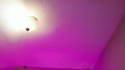 DivineLynn online show from February 20, 2:52 pm